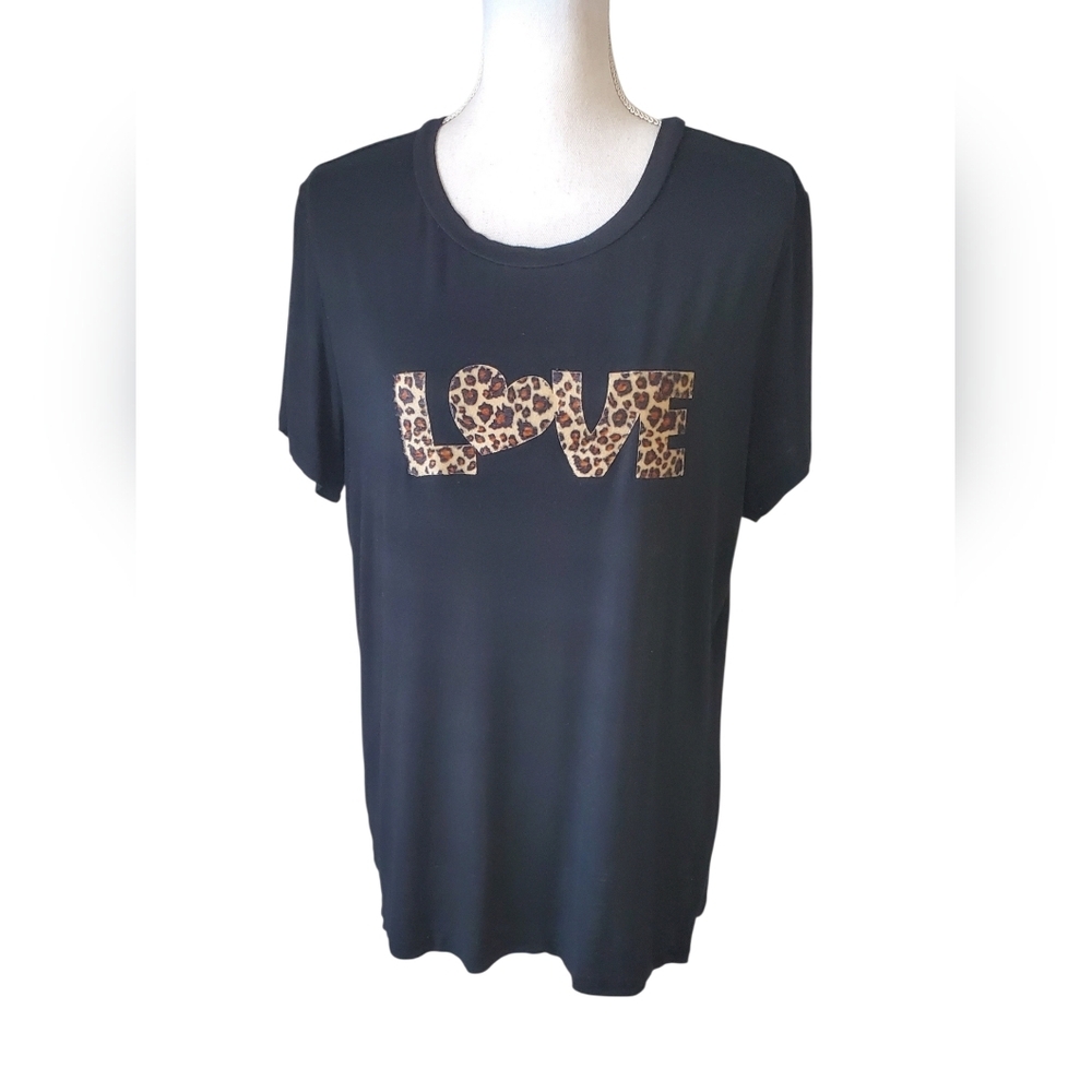 Solution Black Leopard Print LOVE Graphic Tee Short Sleeve Round Neck Size M